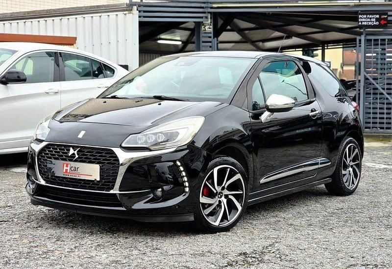 Usado 2016 Citroën DS3 Sport Chic | € 12.999 - Imagem 1/4