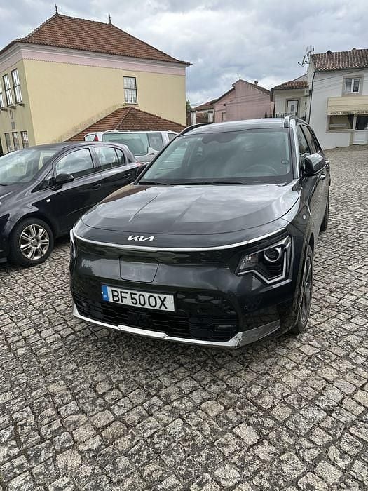 Usado 2023 Kia e-Niro SUV | € 26.000 (Caro) - Imagem 1/4