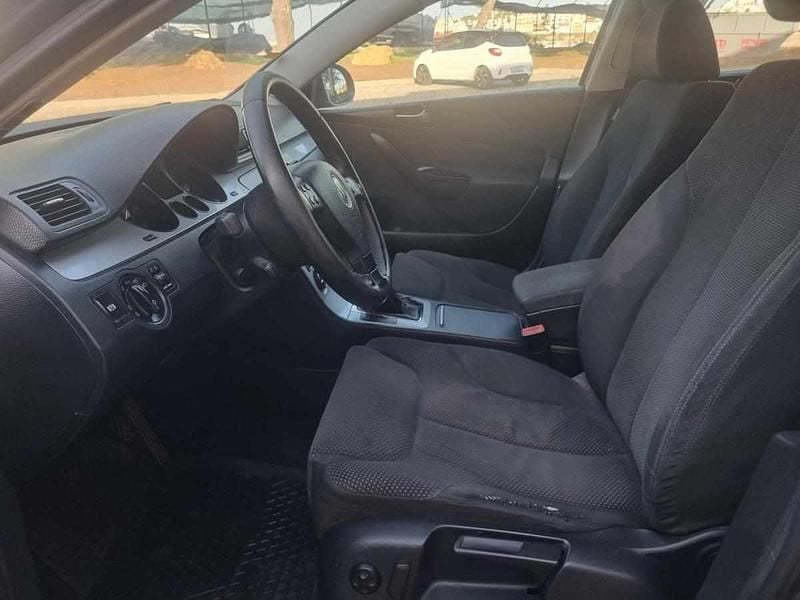Usado VW Passat 140 HP (102 kW) 2008 Cinzento Sedan