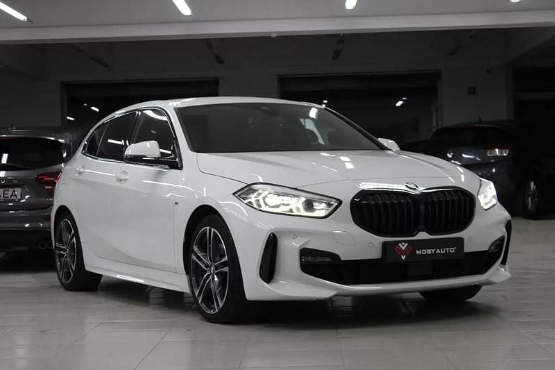 Usado BMW 118 140 HP (102 kW) 2020 Branco Citadino