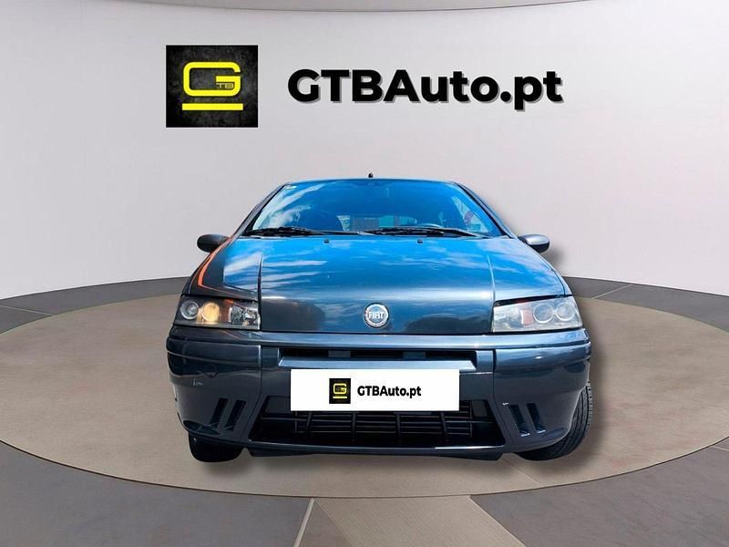 Cinza Usado 2002 Fiat Punto Active Citadino | € 2.500 (Preço elevado) - Imagem 1/4