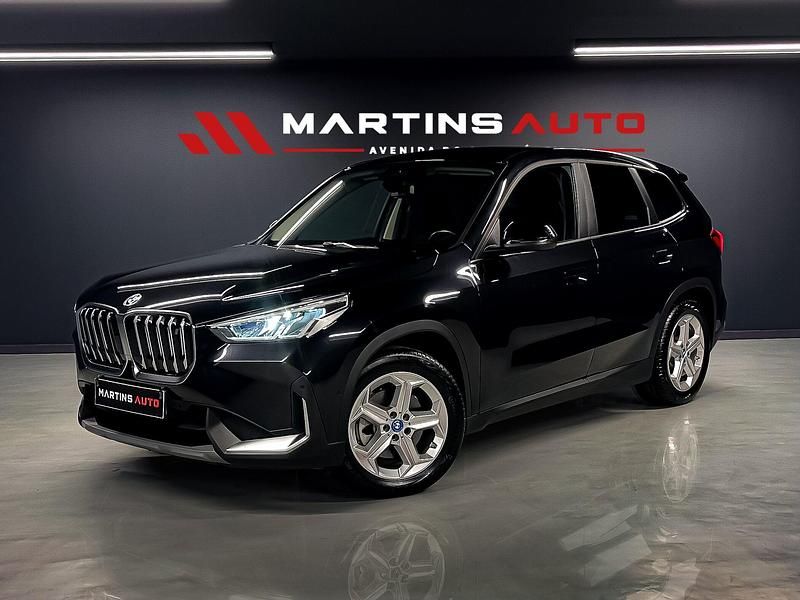 Preto Usado 2023 BMW iX1 SUV | € 39.990 - Imagem 1/4