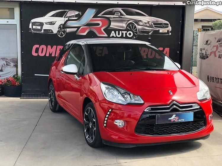 Vermelho Usado 2010 DS Automobiles DS3 | € 9.900 - Imagem 1/1
