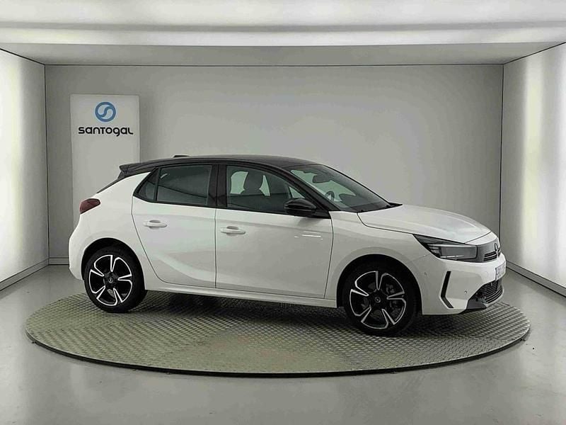 Branco Usado 2025 Opel Corsa Citadino | € 18.990 (Preço elevado) - Imagem 1/4