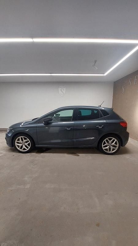 Usado Seat Ibiza FR 95 HP (69 kW) 2021 Cinza Citadino