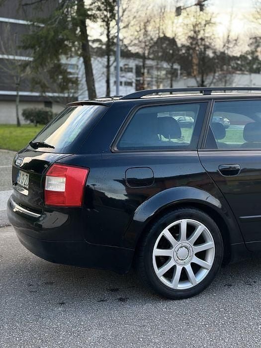 Usado Audi A4 S-Line 130 HP (95 kW) 2002 Sedan