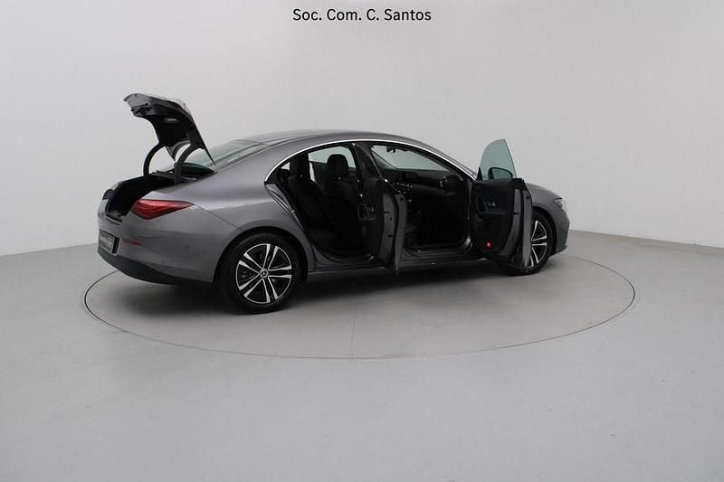 Usado Mercedes CLA200 Advanced 150 HP (110 kW) 2025 Cinza Coupé