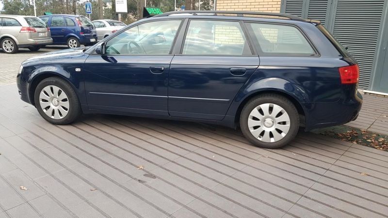 Vendido Audi A4 Avant --- - Carros usados para venda