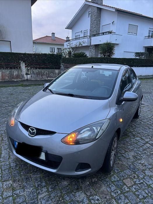 Usado 2009 Mazda 2 Sedan | € 4.800 - Imagem 1/4