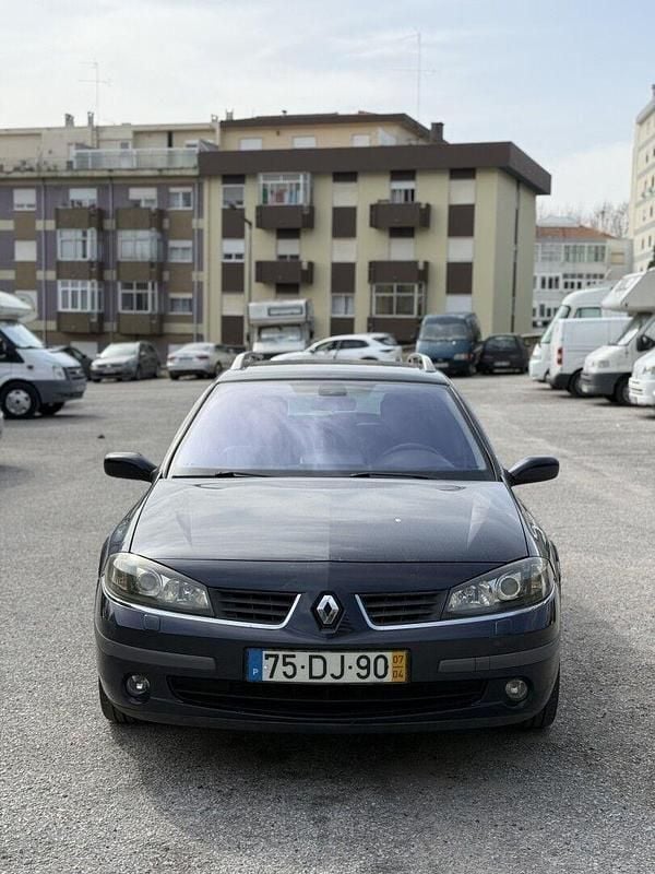 Usado Renault Laguna III 150 HP (110 kW) 2007 Azul Carrinha