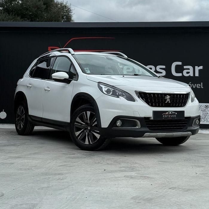 Branco Usado 2017 Peugeot 2008 Allure SUV | € 8.950 (Bom preço) - Imagem 1/4