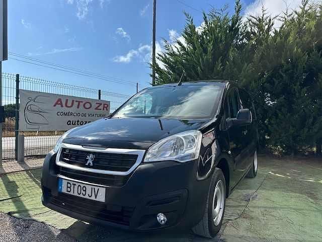 Preto Usado 2018 Peugeot Partner Monovolume | € 11.900 (Preço justo) - Imagem 1/4