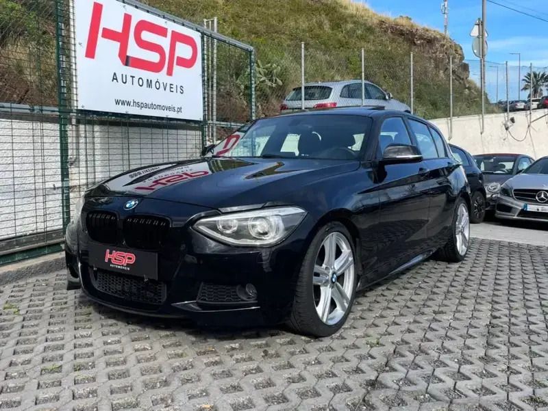 Preto Usado 2013 BMW 120 Citadino | € 22.990 - Imagem 1/4