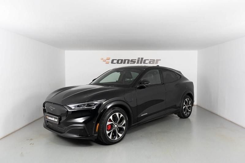Preto Usado 2021 Ford Mustang Mach-E Standard Range SUV | € 31.880 (Bom preço) - Imagem 1/4