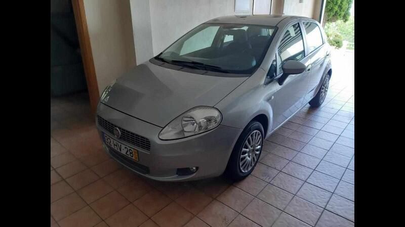 Cinzento Usado 2009 Fiat Punto Citadino | € 4.500 (Preço justo) - Imagem 1/4