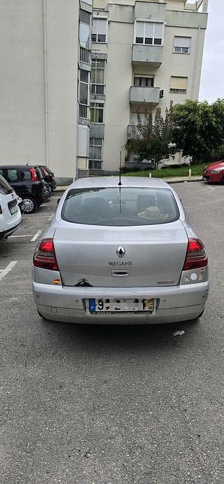 Usado Renault Mégane II 106 HP (77 kW) 2007 Sedan