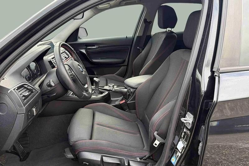 Usado BMW 116 Sport Line 116 HP (85 kW) 2018 Preto Citadino