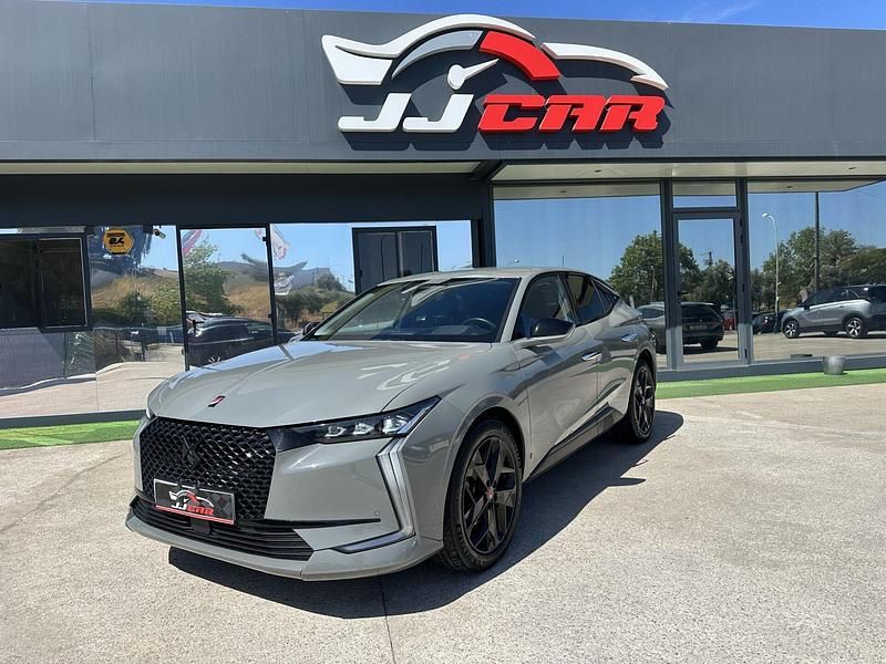Cinza Usado 2023 DS Automobiles DS3 Performance | € 28.450 (Caro) - Imagem 1/4