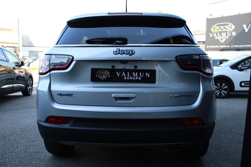 Usado Jeep Compass Limited 130 HP (95 kW) 2020 Cinzento SUV
