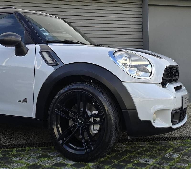 Usado Mini Countryman 184 HP (135 kW) 2012 Branco SUV