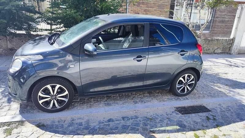 Usado Citroën C1 69 HP (50 kW) 2018 Cinzento Citadino