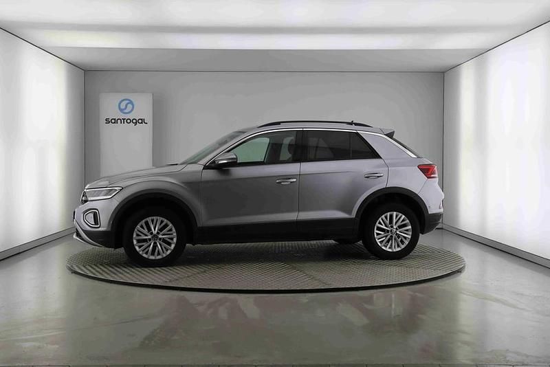 Usado VW T-Roc Life 110 HP (80 kW) 2024 Prateado SUV