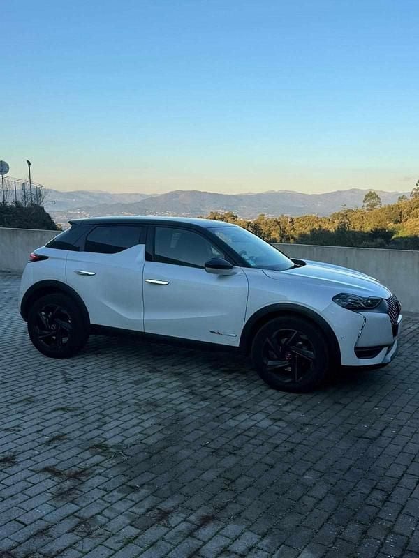 Branco Usado 2020 DS Automobiles DS3 Crossback SUV | € 16.000 (Bom preço) - Imagem 1/4