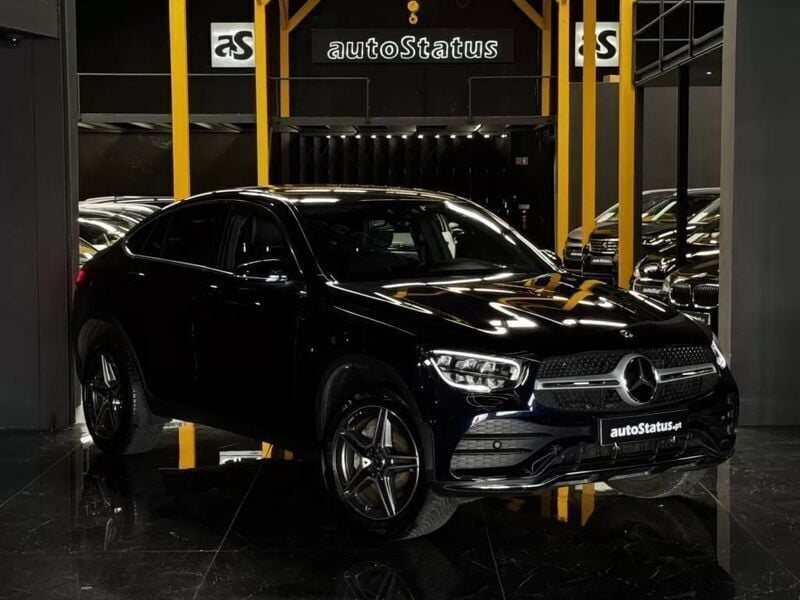 Preto Usado 2021 Mercedes GLC300e AMG Coupé | € 54.990 (Preço justo) - Imagem 1/4
