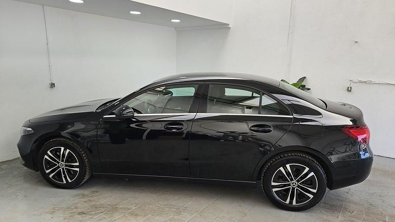 Usado Mercedes A250 Progressive 218 HP (160 kW) 2023 Preto Sedan