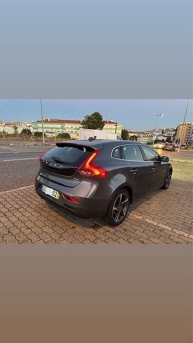 Usado 2013 Volvo V40 Momentum Carrinha | € 8.500 (Super Preço) - Imagem 1/4