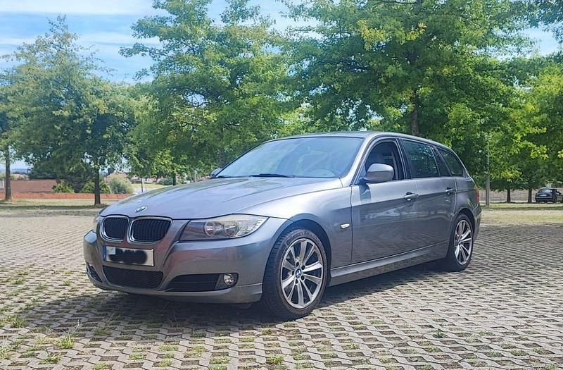 Usado 2011 BMW 318 Sedan | € 6.250 (Super Preço) - Imagem 1/4