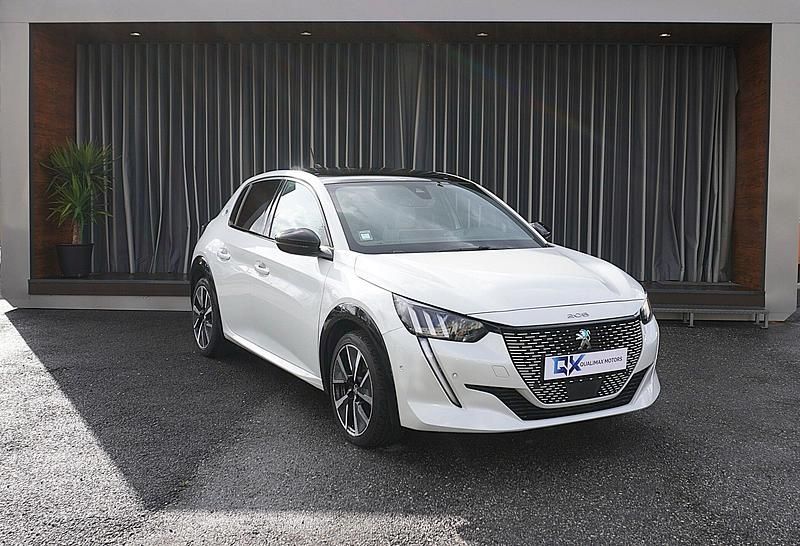 Branco Usado 2020 Peugeot e-208 GT Citadino | € 19.900 (Caro) - Imagem 1/4
