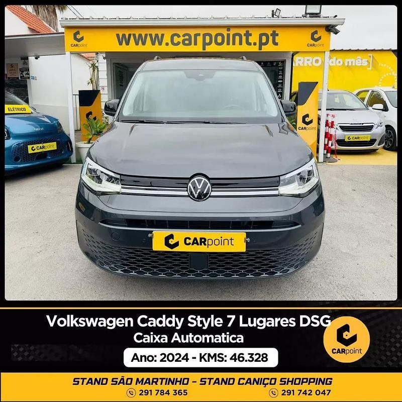 Cinzento Usado 2024 VW Caddy Style Monovolume | € 38.900 - Imagem 1/4