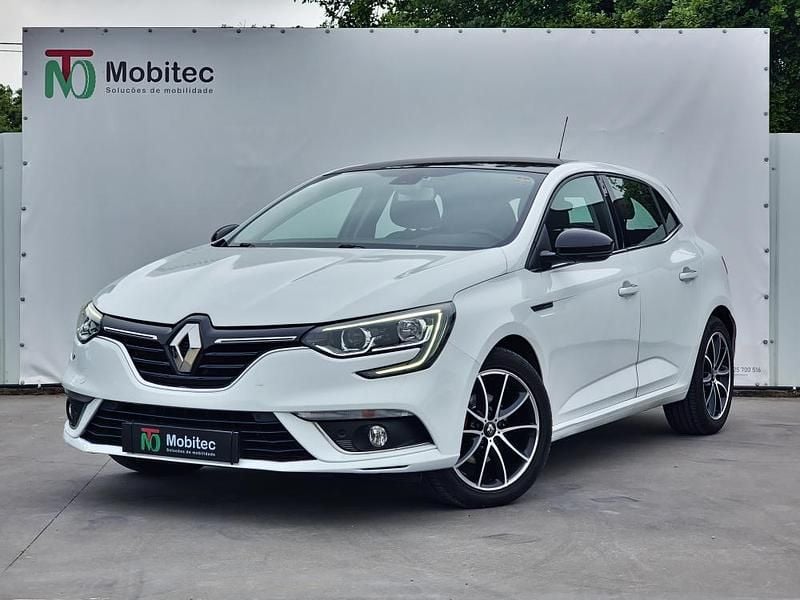 Branco Usado 2020 Renault Mégane IV Zen | € 12.900 (Preço justo) - Imagem 1/4