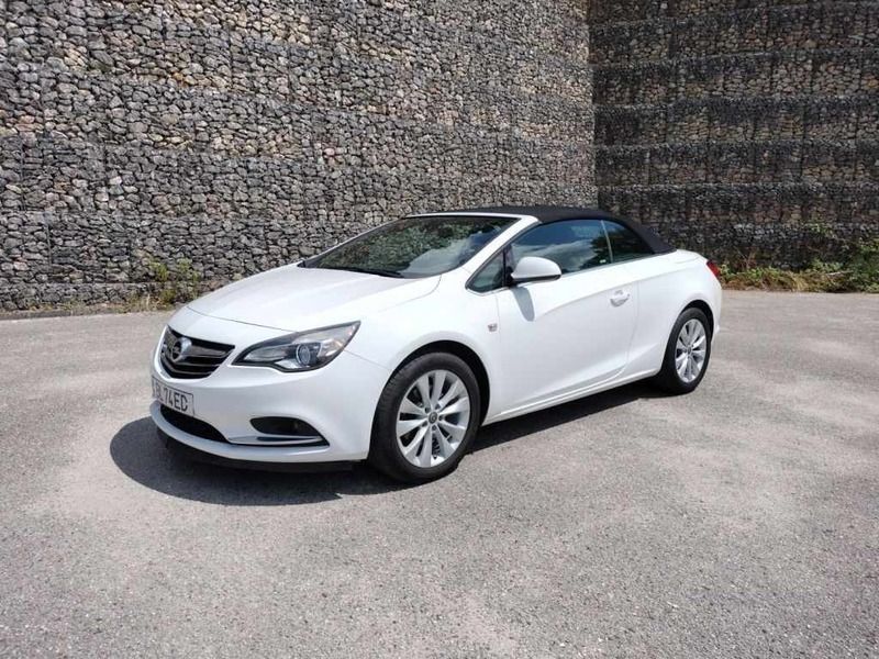 Usado Opel Cascada S 170 HP (125 kW) 2018 Branco Cabrios