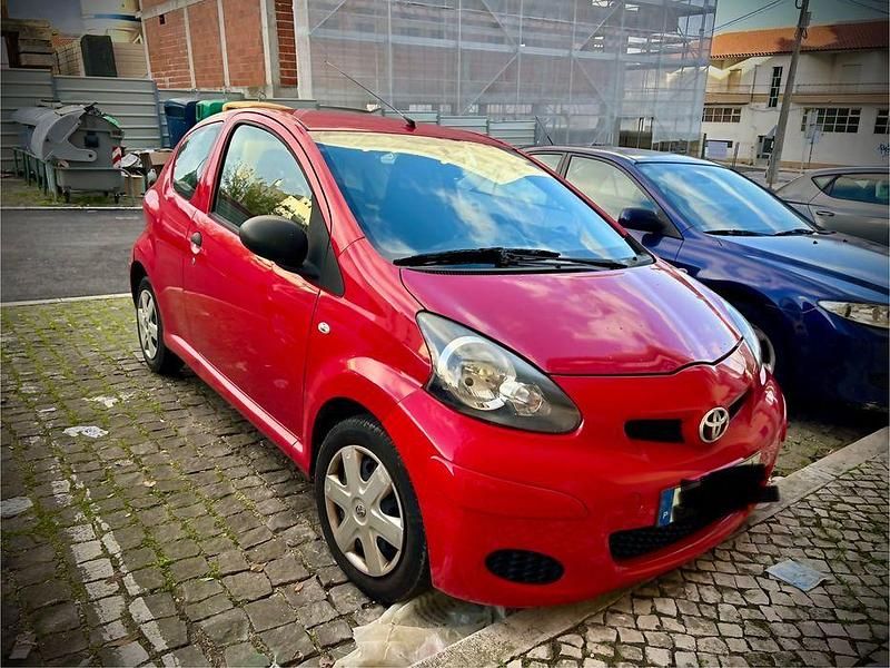 Usado 2007 Toyota Aygo Citadino | € 3.800 - Imagem 1/4