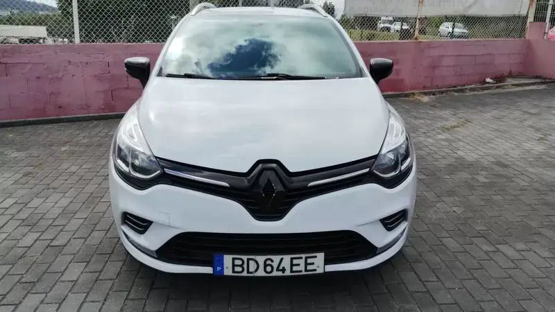 Branco Usado 2018 Renault Clio GrandTour Dynamique Carrinha | € 10.500 (Bom preço) - Imagem 1/4
