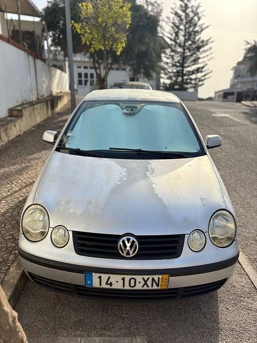 Usado 2004 VW Polo Sedan | € 1.800 (Bom preço) - Imagem 1/4