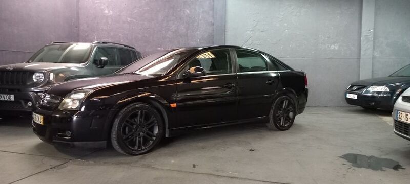 Usado 2004 Opel Vectra GTS Sedan | € 3.690 - Imagem 1/4