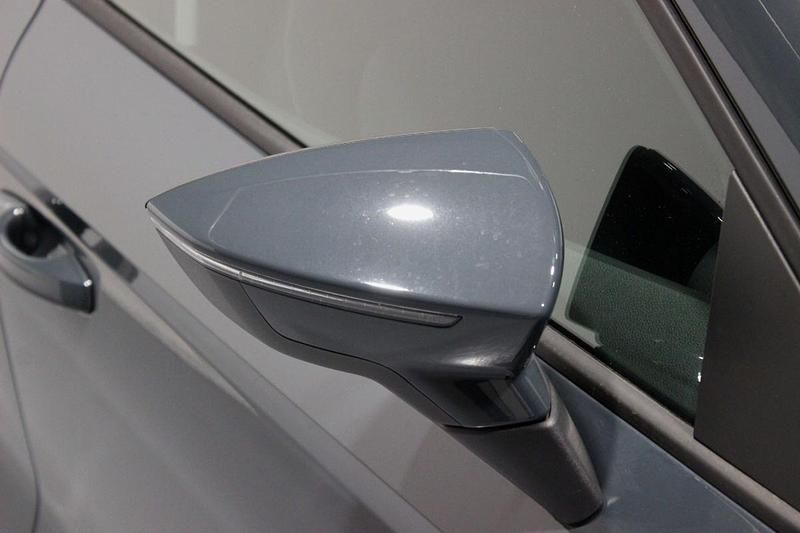 Usado Seat Ibiza Style 115 HP (84 kW) 2024 Azul