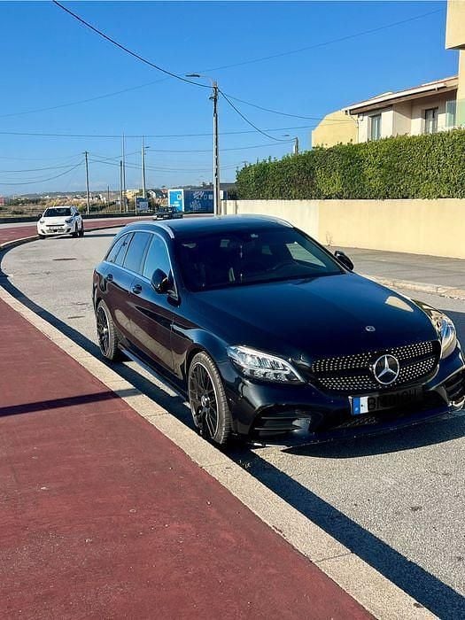 Usado Mercedes C220 AMG 194 HP (142 kW) 2019 Sedan