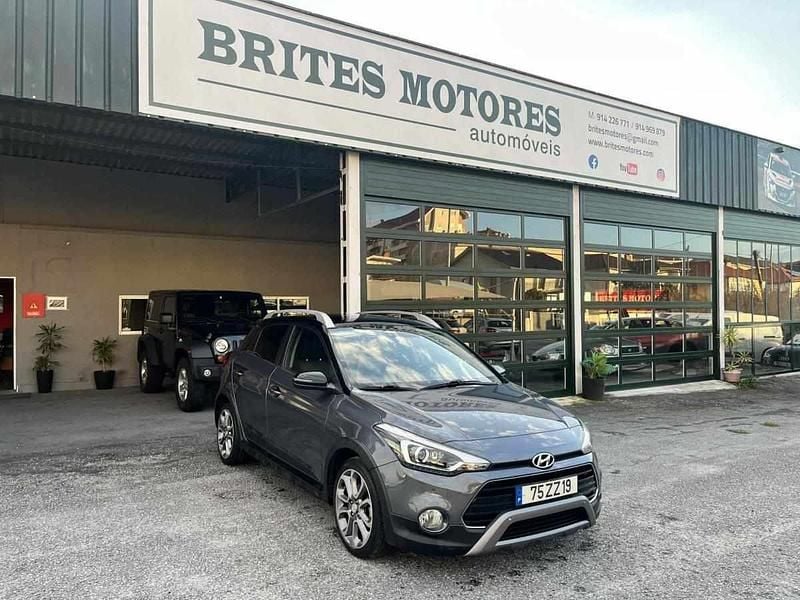 Cinzento Usado 2020 Hyundai i20 Citadino | € 15.950 (Preço justo) - Imagem 1/4