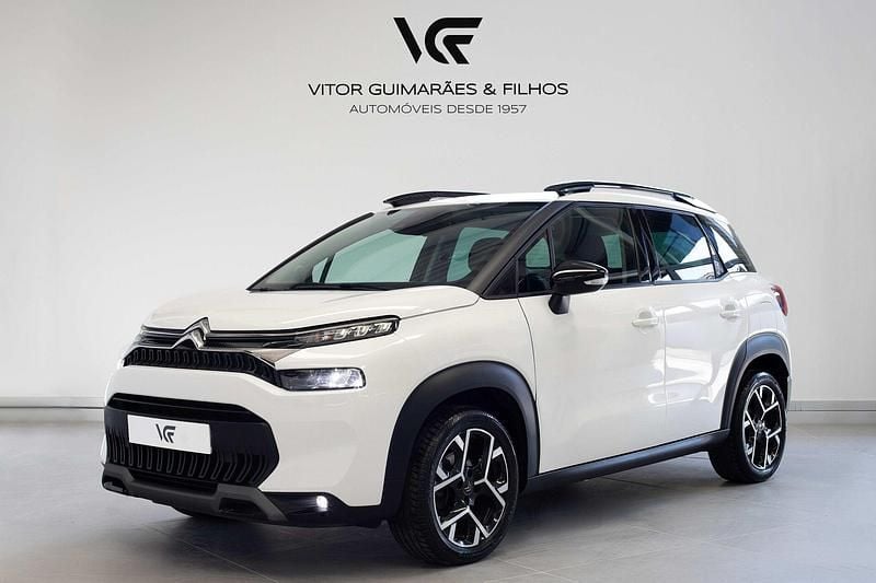 Branco Usado 2022 Citroën C3 PureTech Citadino | € 20.490 (Caro) - Imagem 1/4