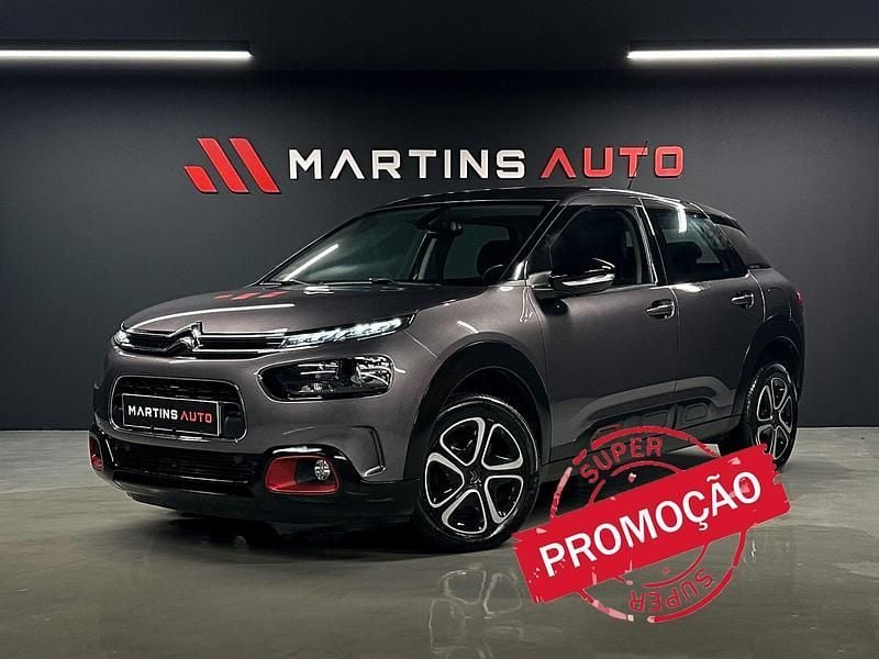 Cinza Usado 2020 Citroën C4 Feel | € 14.990 (Preço justo) - Imagem 1/4