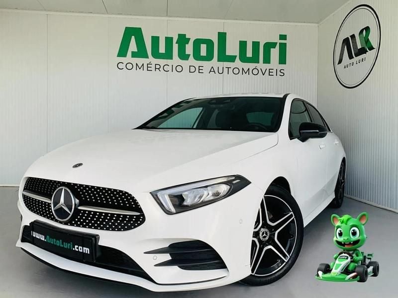 Branco Usado 2020 Mercedes A180 | € 25.950 (Preço elevado) - Imagem 1/4