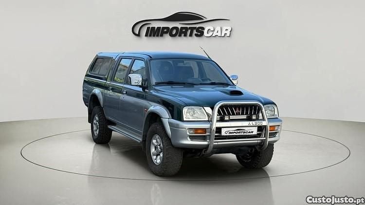 Cinza Usado 1999 Mitsubishi L200 Pickup | € 11.999 (Preço justo) - Imagem 1/1