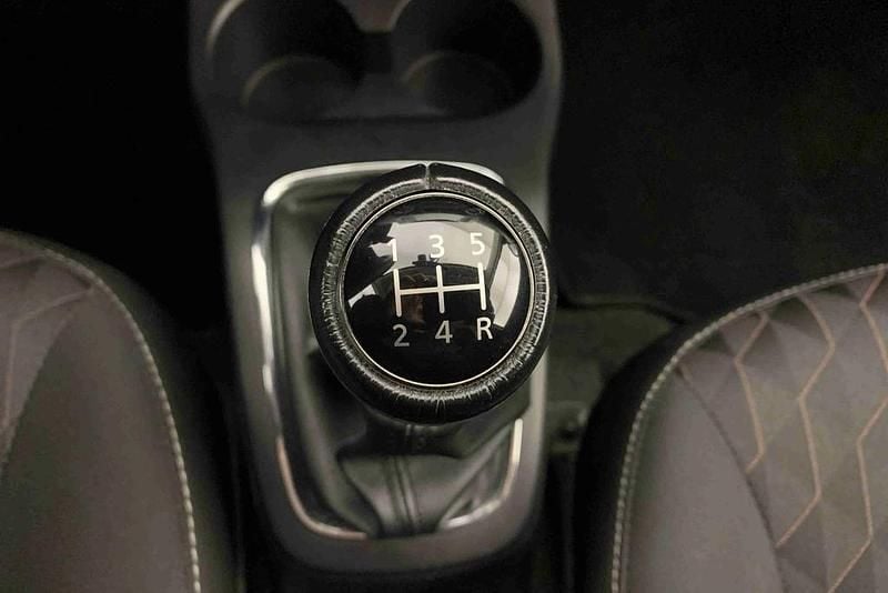 Usado Mitsubishi Space Star Edition 71 HP (52 kW) 2024 Branco Citadino