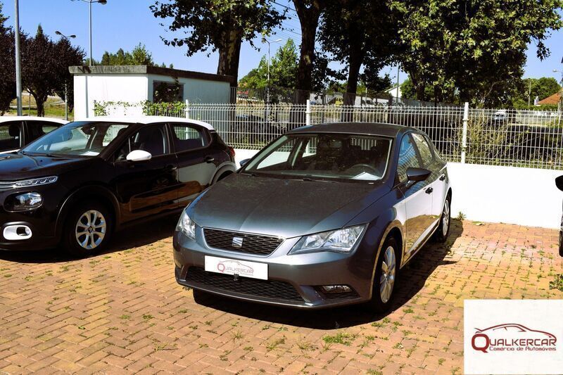 Cinza Usado 2014 Seat Leon Ecomotive Citadino | € 13.950 (Preço elevado) - Imagem 1/4