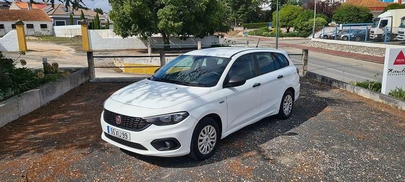 Usado 2019 Fiat Tipo Sedan | € 4.750 (Super Preço) - Imagem 1/4