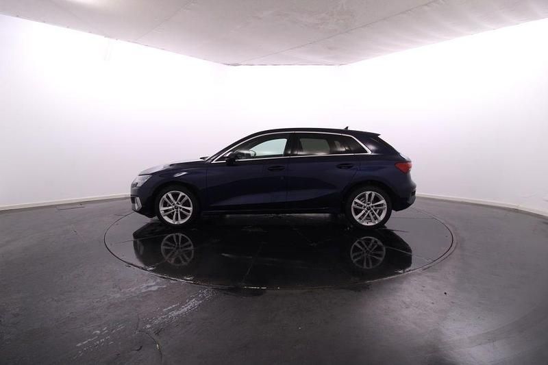 Usado Audi A3 Sportback e-tron 110 HP (80 kW) 2024 Azul Citadino